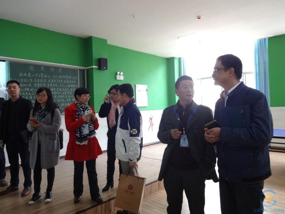 杭州市精神卫生工作领导小组到我院交流 全国精神卫生综合管理试点工作